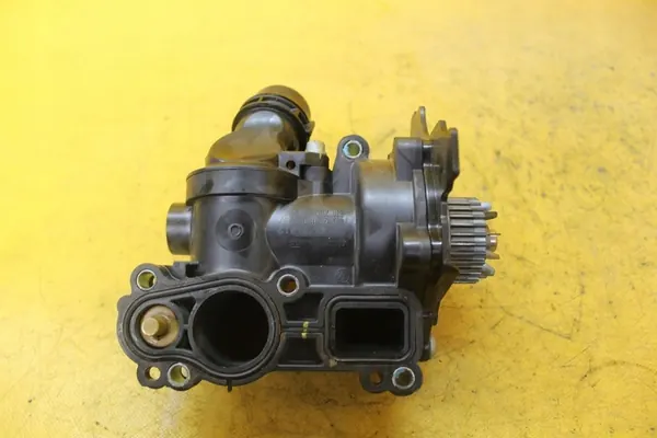 Vattenpumpstermostat hus Audi A6 C7 2.0 TFSI image 3