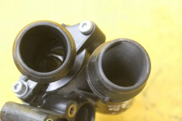 Vattenpumpstermostat hus Audi A6 C7 2.0 TFSI image 6