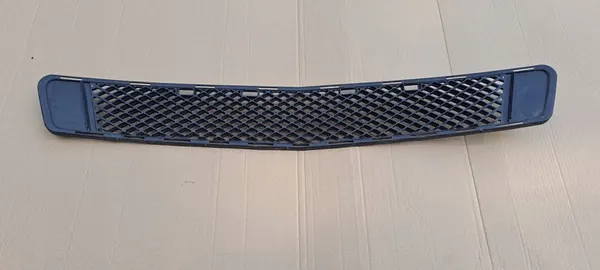 MERCEDES GLK X204 W204 Rejilla de Parachoques Delantero A2048852123 image 4