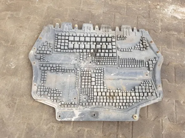 Cubremotor OEM 1K0825237AG para Skoda Octavia II image 4
