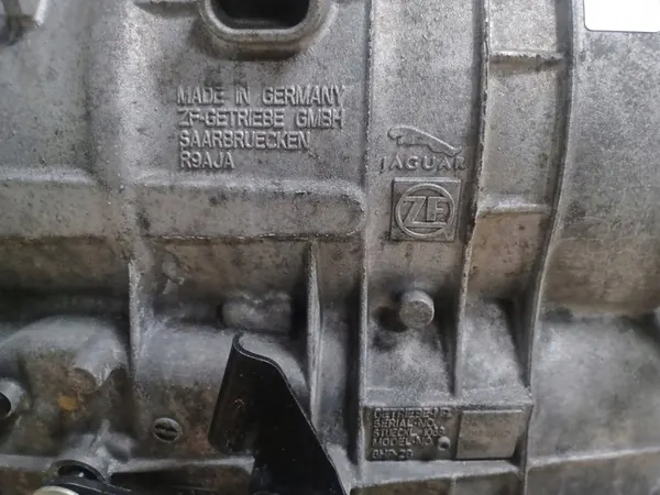 JAGUAR XJ X351 3.0 D V6 Autovaihteisto 9X237000AD image 9