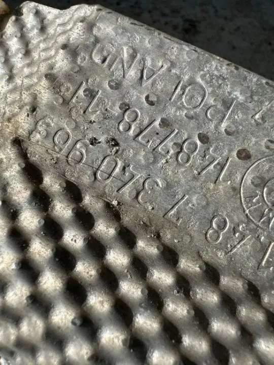 BMW lämpösuoja OEM 7340963 2.0L moottorille image 3