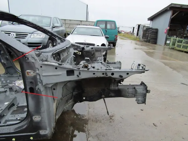Painel dianteiro direito Mazda CX-30 21R OEM image 2