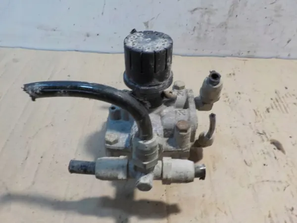 Soupape Modulateur Relais Scania OEM 973011500 image 4