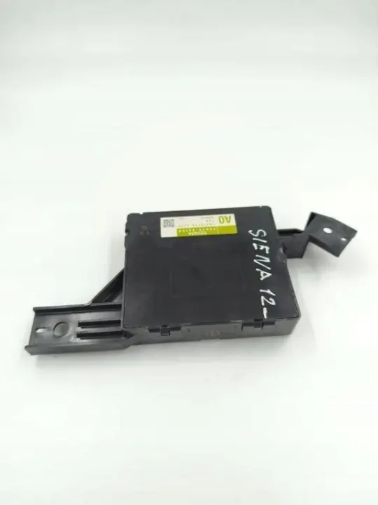 Módulo confort OEM 8865008100 para Toyota Sienna 2011 image 5