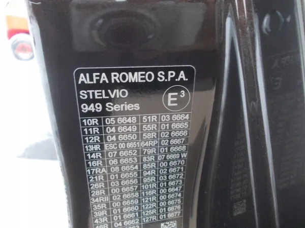 Rechter deur middenstijl OEM słupek stelvio Alfa Romeo image 8