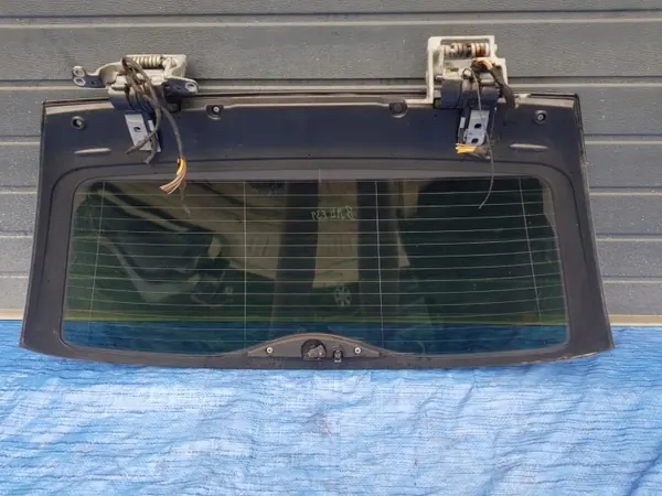 Vidro traseiro OEM SZYBA TYŁ TYLNA KLAPY BAGAZNIKA BMW E39 image 8