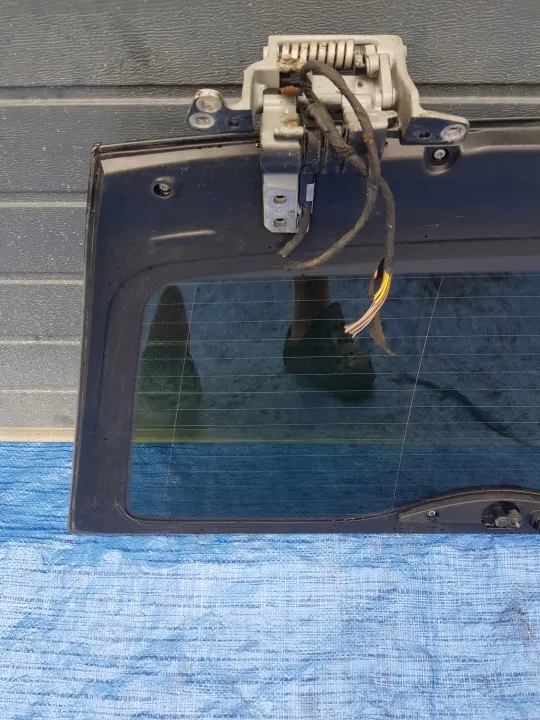 Vidro traseiro OEM SZYBA TYŁ TYLNA KLAPY BAGAZNIKA BMW E39 image 9