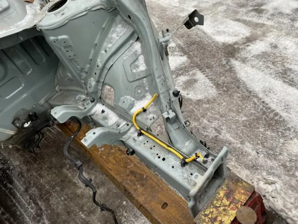 Hyundai Kona II 2023 etu vasen lokasuoja OEM 292102 image 4