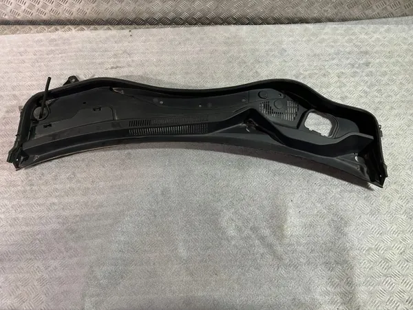 Maserati Levante 2020 Frontscheibe OEM 670066146 image 2