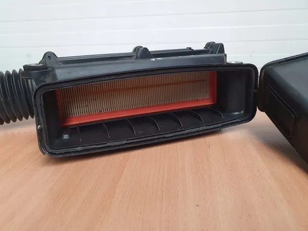 Ilmansuodattimen kotelo Fiat 52082554 image 4