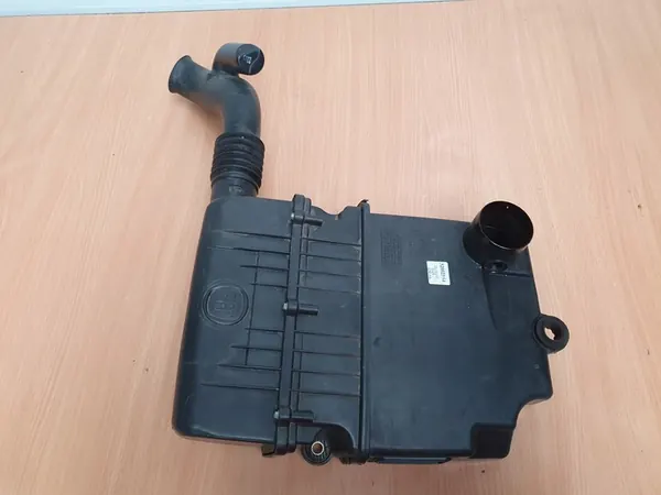 Ilmansuodattimen kotelo Fiat 52082554 image 7