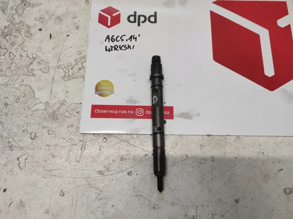 Iniettore AUDI A6 C5 2.5 TDI 059130201D image 2