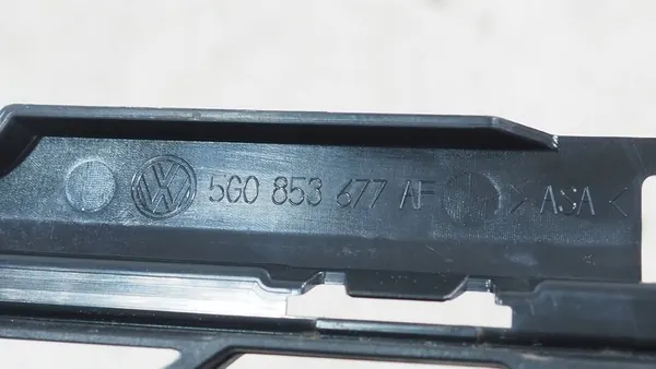 Griglia paraurti anteriore VW Golf VII GTI GTD 5G0853677AF image 4