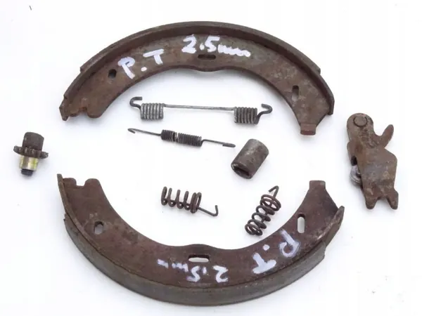 Mercedes Vito W639 03-14 rechter achter remset OEM image 2