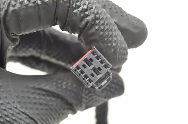 VOLVO V90 II Baklucka Ställdon 31385257 image 2