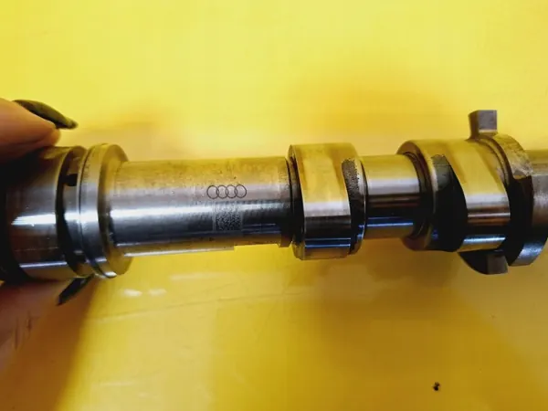 Einlass-Nockenwelle OEM 06E109101AK Audi A6 C6 2.4 V6 image 4