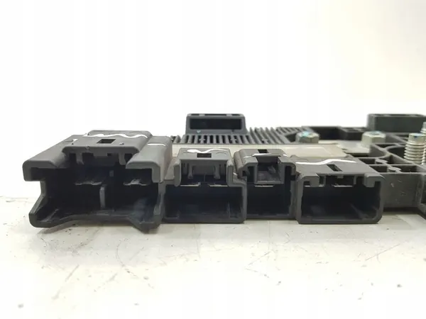 Accu Zekerings/Relais Suzuki Grand Vitara II 2007 image 3