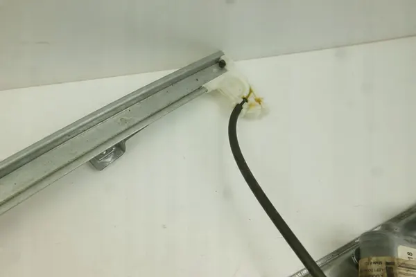 Elevador de Janela Audi A4 B5 Magneti Marelli 350103289000 image 5