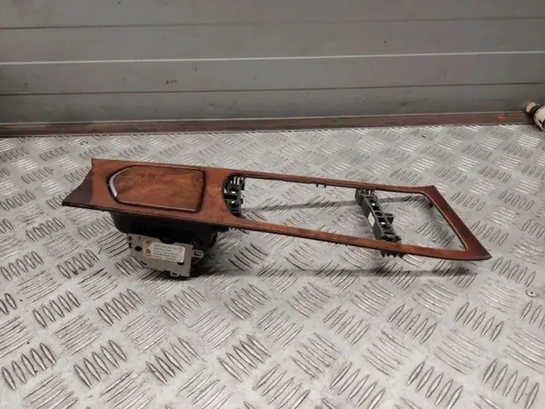 Cinzeiro Dianteiro Porsche Panamera OEM 97055335100 image 5
