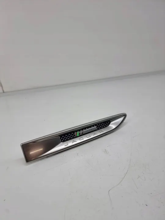 Jaguar F-Pace höger sida luftintag OEM HK8M280B10A image 2