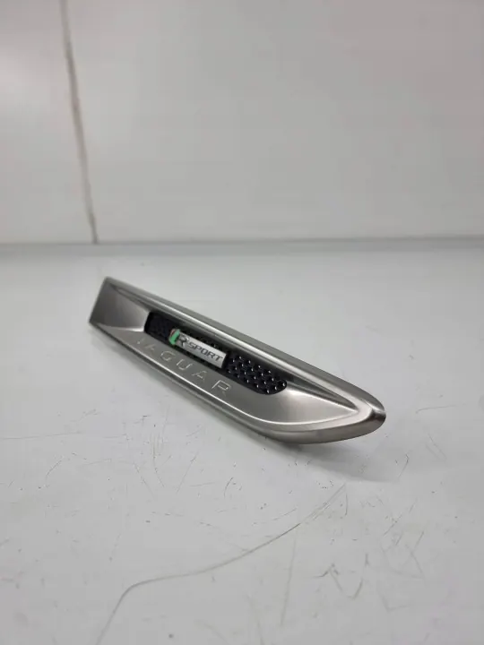 Jaguar F-Pace höger sida luftintag OEM HK8M280B10A image 4