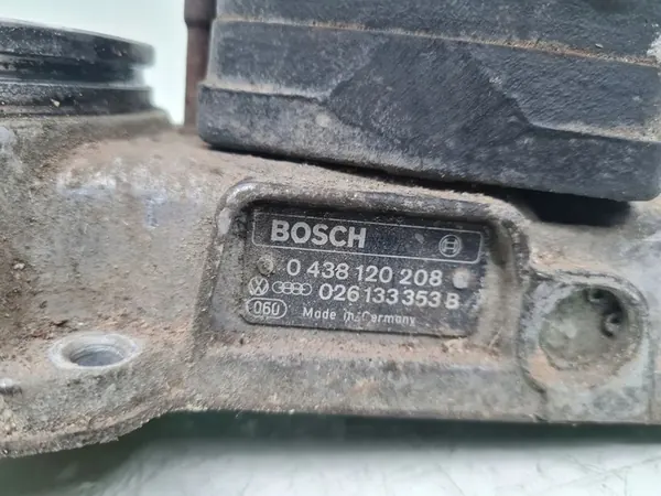 Fuel Distributor Audi 80 90 B3 image 5