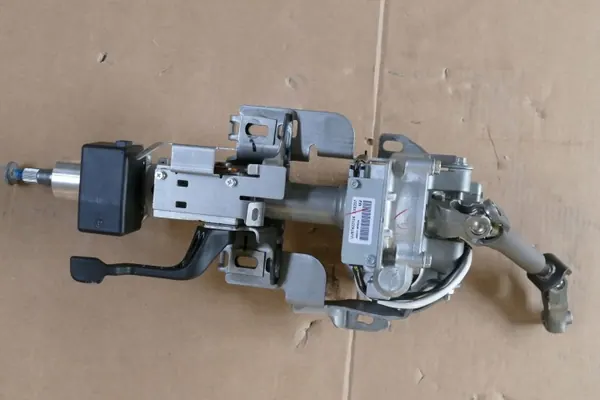 Direction Nissan X-Trail T32 OEM 488116FR0A image 2