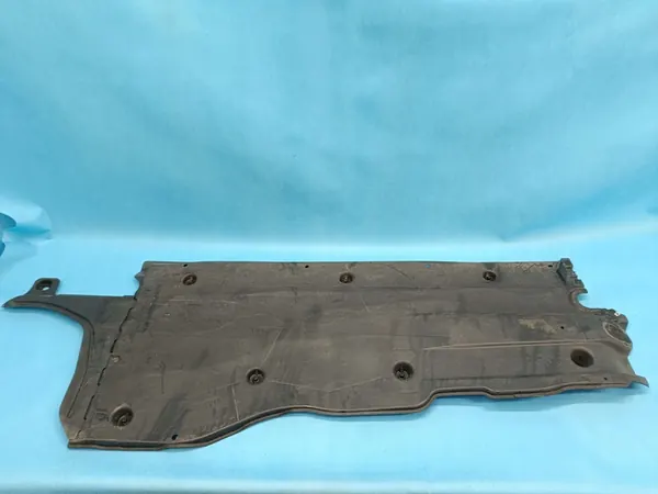 SKODA KAROQ LIFT 1.5 TSI 2023 Höger Underbottenskydd 5WA825102A image 4