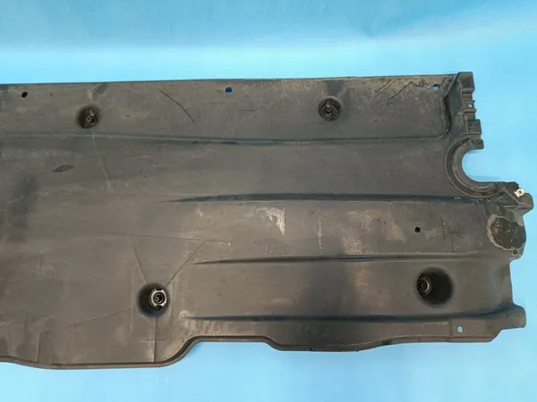 SKODA KAROQ LIFT 1.5 TSI 2023 Höger Underbottenskydd 5WA825102A image 6