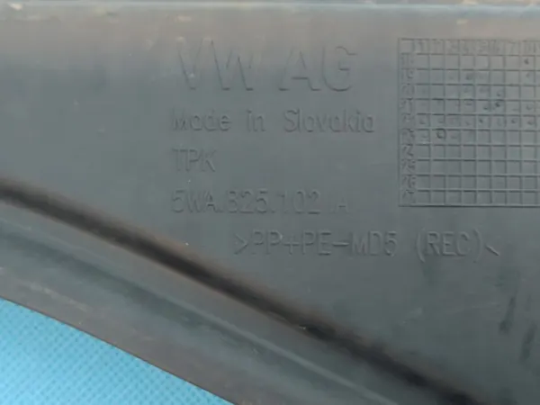 SKODA KAROQ LIFT 1.5 TSI 2023 Höger Underbottenskydd 5WA825102A image 7