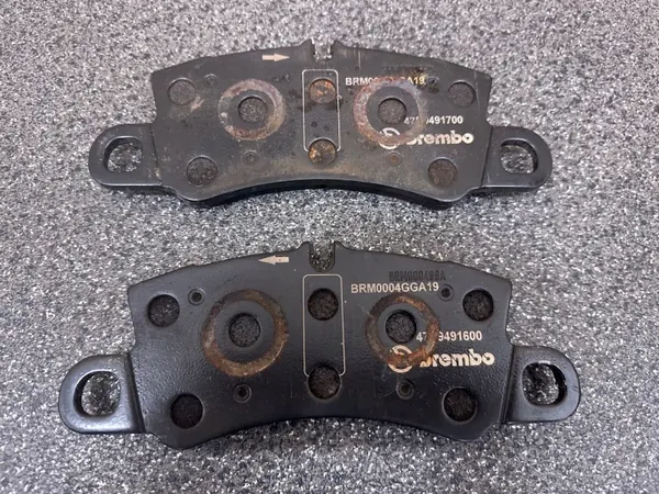 Plaquettes de frein avant Ferrari 488 F12 812 F8 OEM 70003759 image 2