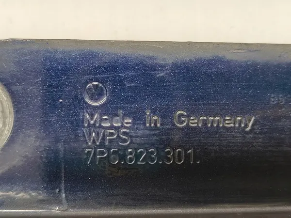 VW Touareg II 7P Bisagras de Capó Original 7P6823301 image 3