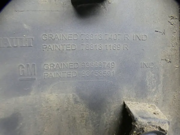 OEM 93453602 Heckstoßstangenleiste - Renault Trafic III Long image 7