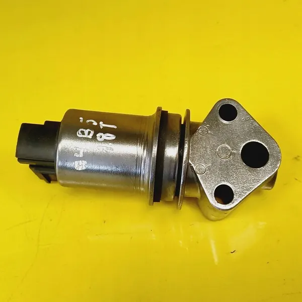 EGR-venttiili Audi A4 S4 B5 1.8 T 06A131501N image 4