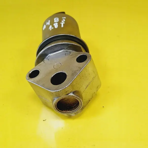 EGR-venttiili Audi A4 S4 B5 1.8 T 06A131501N image 8