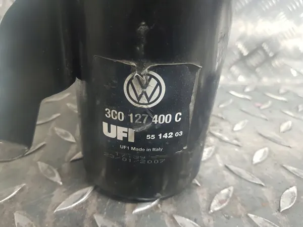 Fuel Filter Housing VW Passat B6 3C0127400C 1.9 TDI image 2