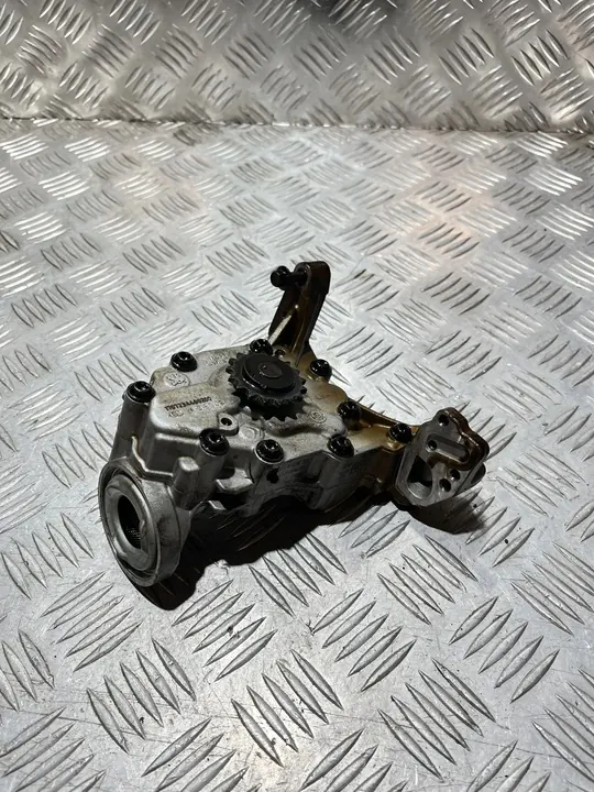 Olje pump Opel Grandland X 2017 1.2 THP 9801943580-05 image 2
