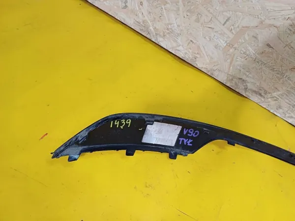 Volvo V90 Achterbumper Strip OEM 32136021 image 10