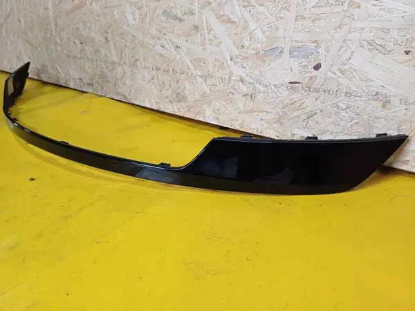 Volvo V90 Achterbumper Strip OEM 32136021 image 3