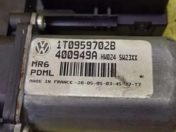Skoda Octavia II Fönstermotor OEM 1T0959702B Höger fram image 5