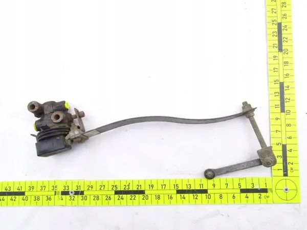 Correcteur de force de freinage Mitsubishi OE 297-00831 image 4