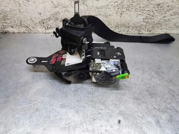 Mercedes-Benz A2078606085 Säkerhetsbälteslyft Höger Fram image 8