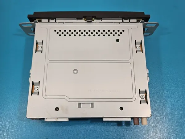 Renault Express tehdasradio OEM 280215396R image 10