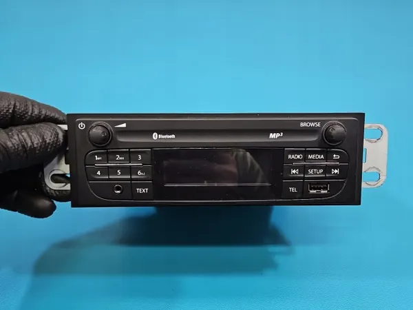Renault Express tehdasradio OEM 280215396R image 3