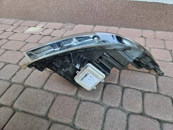 Vasen etuvalaisin Bixenon Opel Insignia A 13226792 image 7