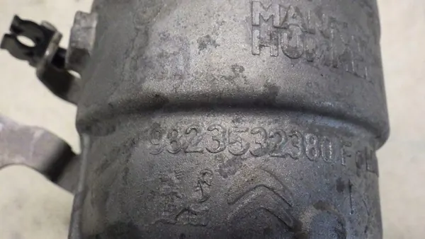Citroen OE 9823532380 Oljekylare Begagnad image 8