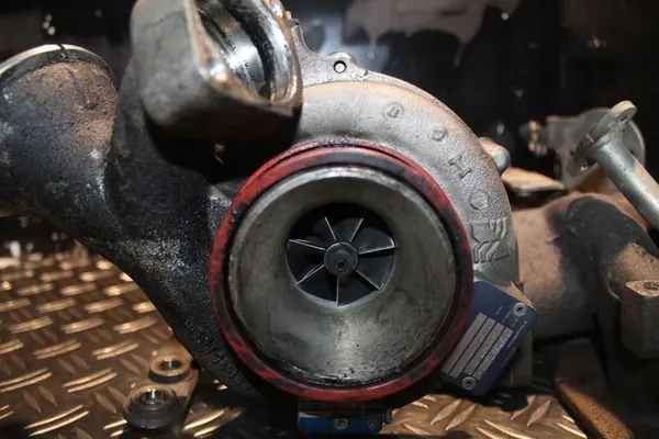 TURBOCOMPRESSOR VOLVO 2.4 D D4 D5 31293086 image 4