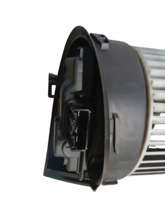 Ventilator OEM 773.70809.01 voor Peugeot 407 2.0 HDI image 5