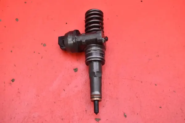 Bomba de inyección OEM 038130073BA para Audi A4 B6 1.9 TDI image 2